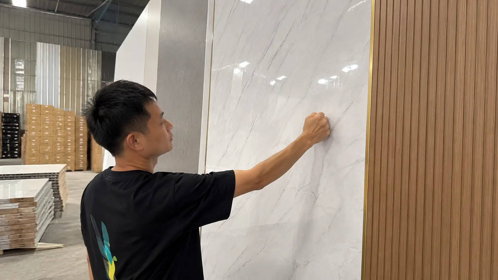Cách kiểm tra phôi nhựa đặc bằng phương pháp gõ thực tế