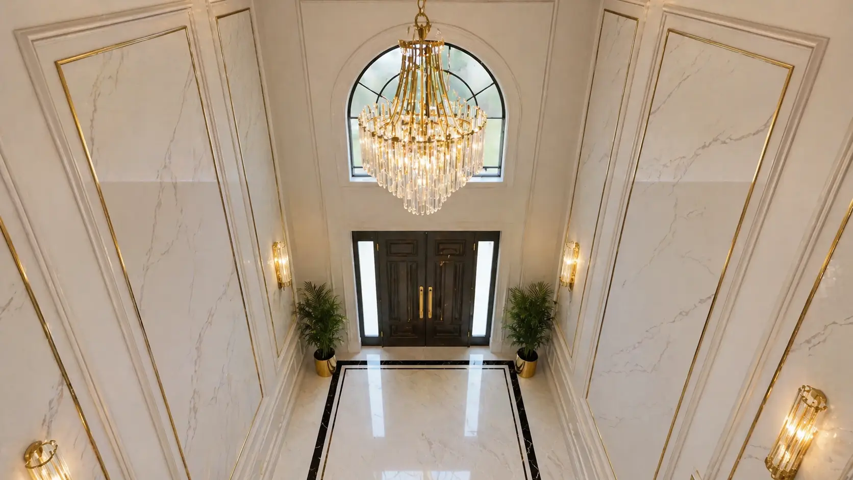 Sảnh chính biệt thự Cần Thơ sau khi hoàn thiện ốp vân đá sang trọng