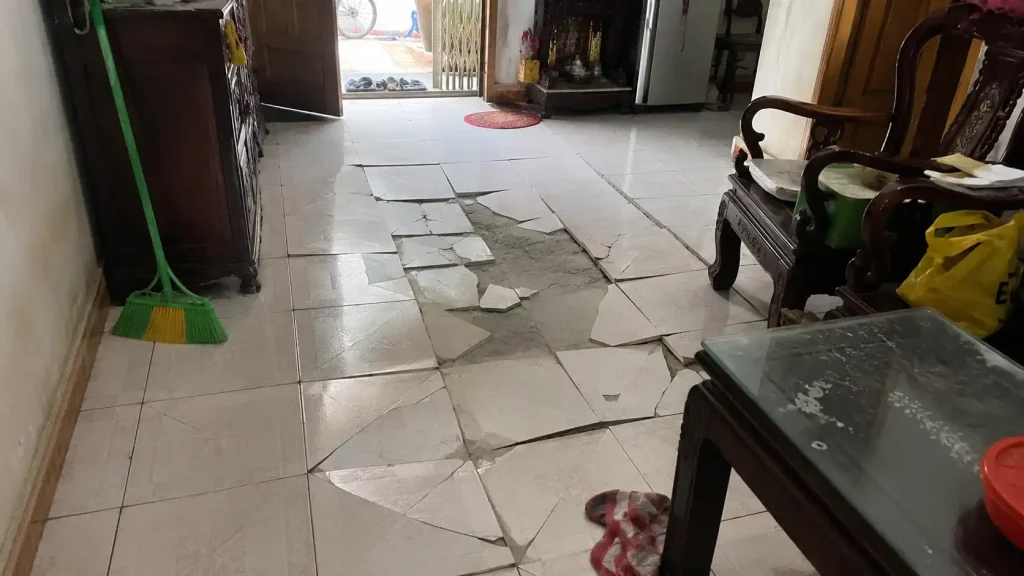 Cách xử lý sàn gạch bị phồng rộp nứt nẻ