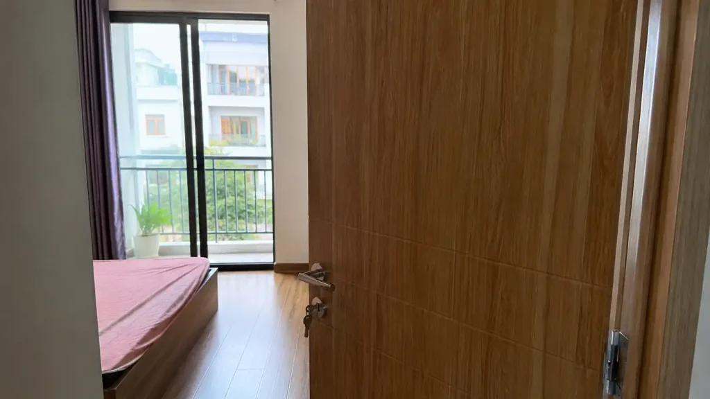 Cách phân biệt cửa nhựa ABS và composite khi mua cửa nội thất