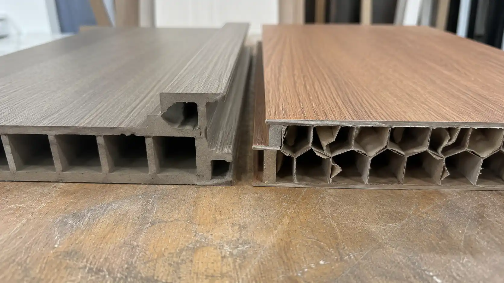 Mặt cắt cấu tạo lõi cửa nhựa composite hệ panel rỗng và cửa nhựa ABS