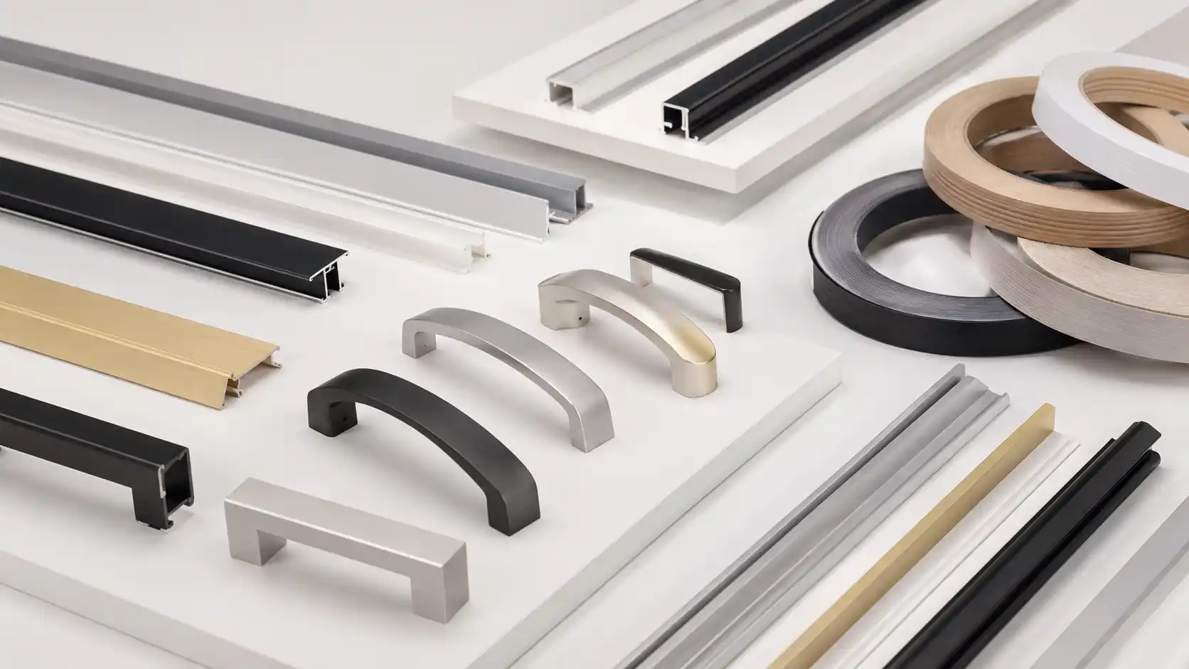 Phân loại các nhóm phụ kiện tay nắm CNC và nẹp nhôm trang trí tủ bếp nhựa