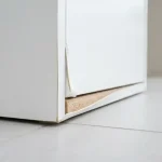 Tủ giày gỗ công nghiệp bị phồng rộp do nước mưa