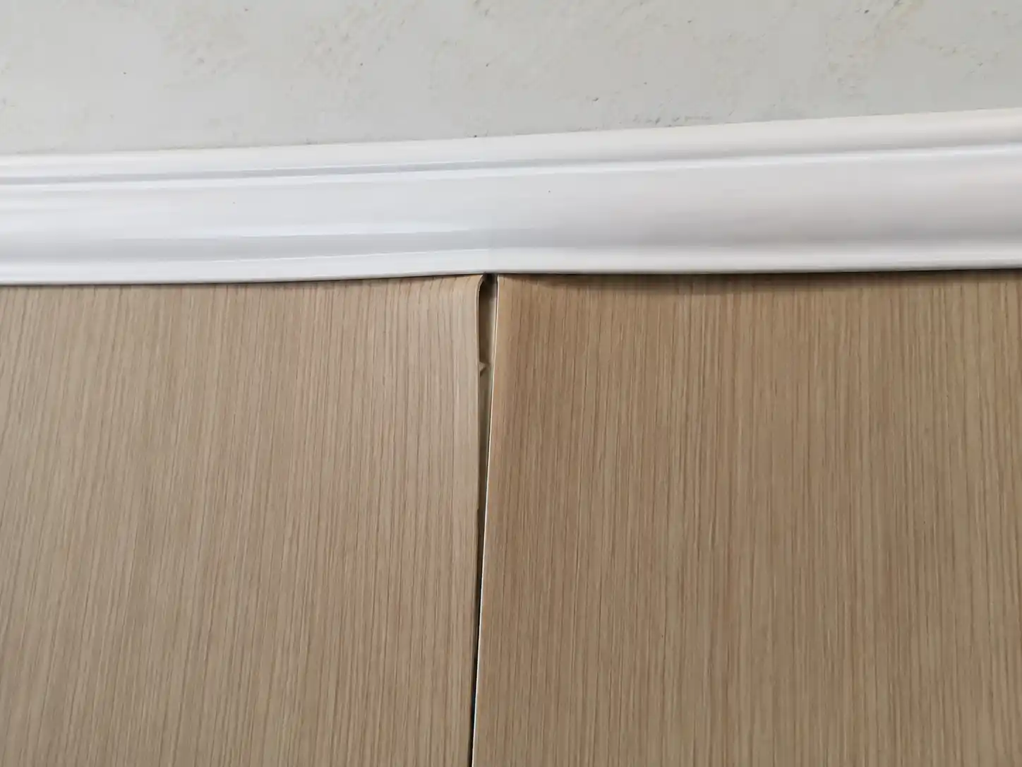 lắp đặt thực tế phân loại các dòng phụ kiện nẹp ốp tường