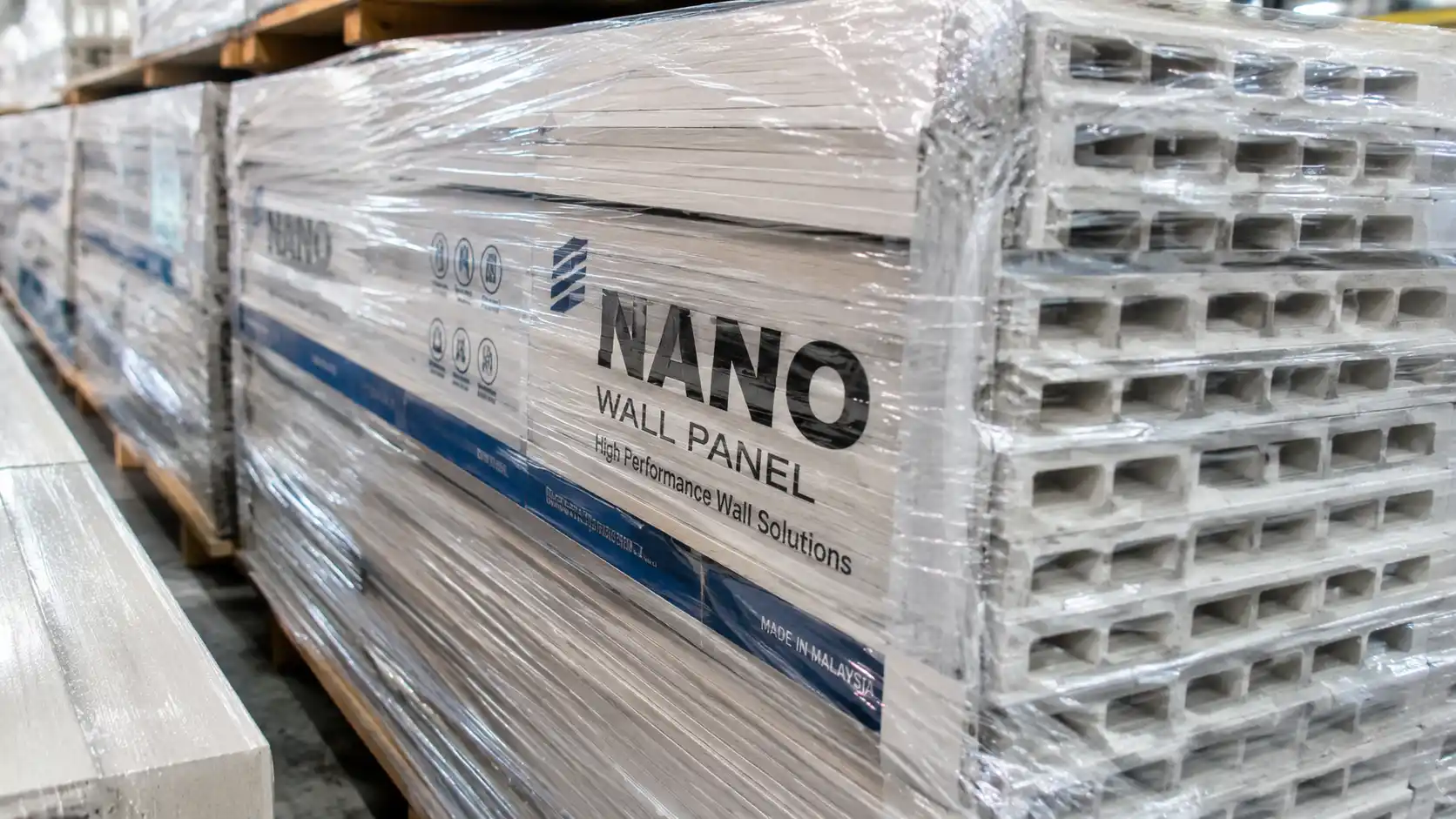 Quy cách quấn màng PE co nhiệt bảo vệ kiện tấm Nano xuất kho