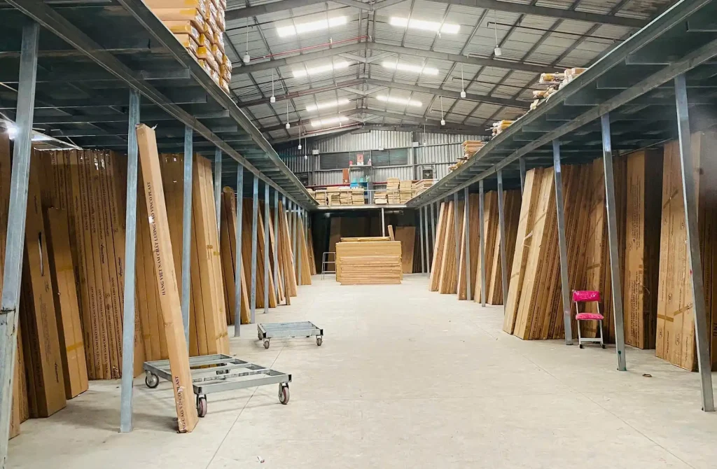 Tấm nhựa Ecoplast cho xưởng nội thất Trà Vinh sẵn hàng tại kho