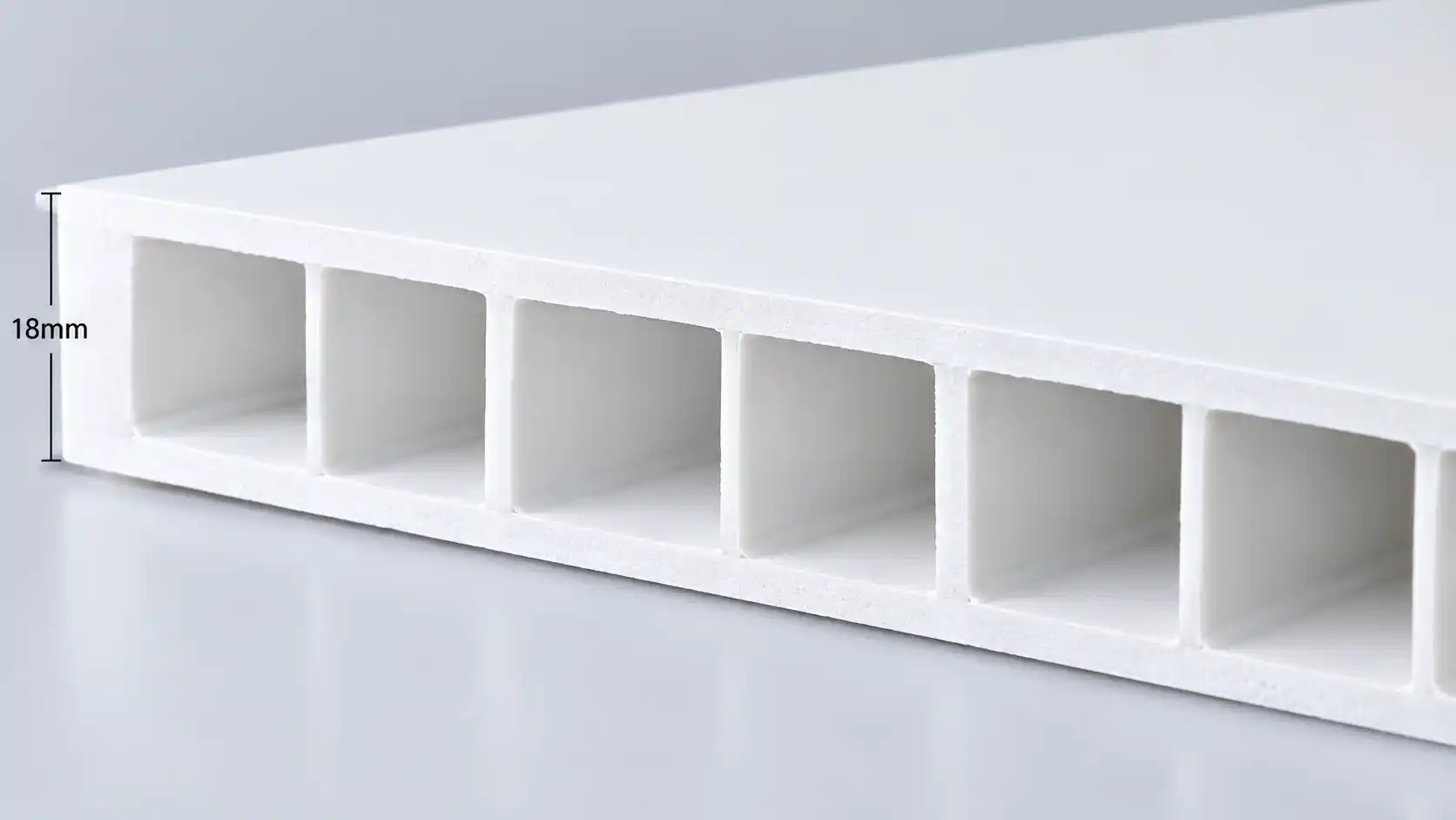 Mặt cắt phôi tấm nhựa PVC nguyên sinh đặc mịn ngăn ngừa ố vàng từ bên trong
