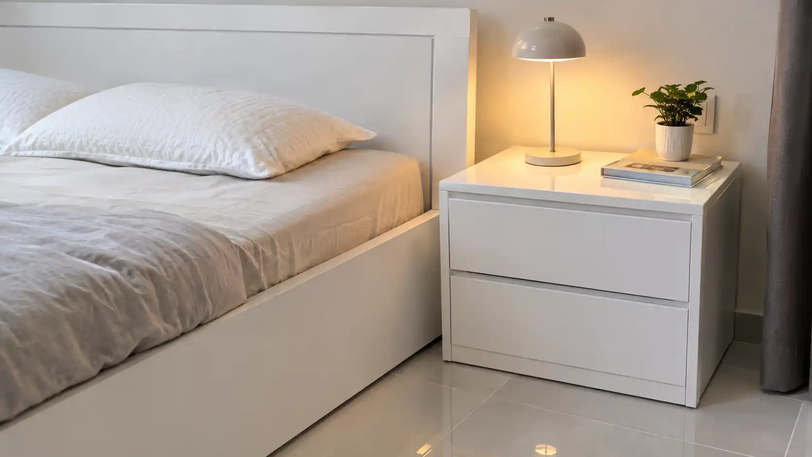 Tủ đầu giường nhựa kết hợp đồng bộ với giường ngủ tạo không gian phòng ngủ hiện đại