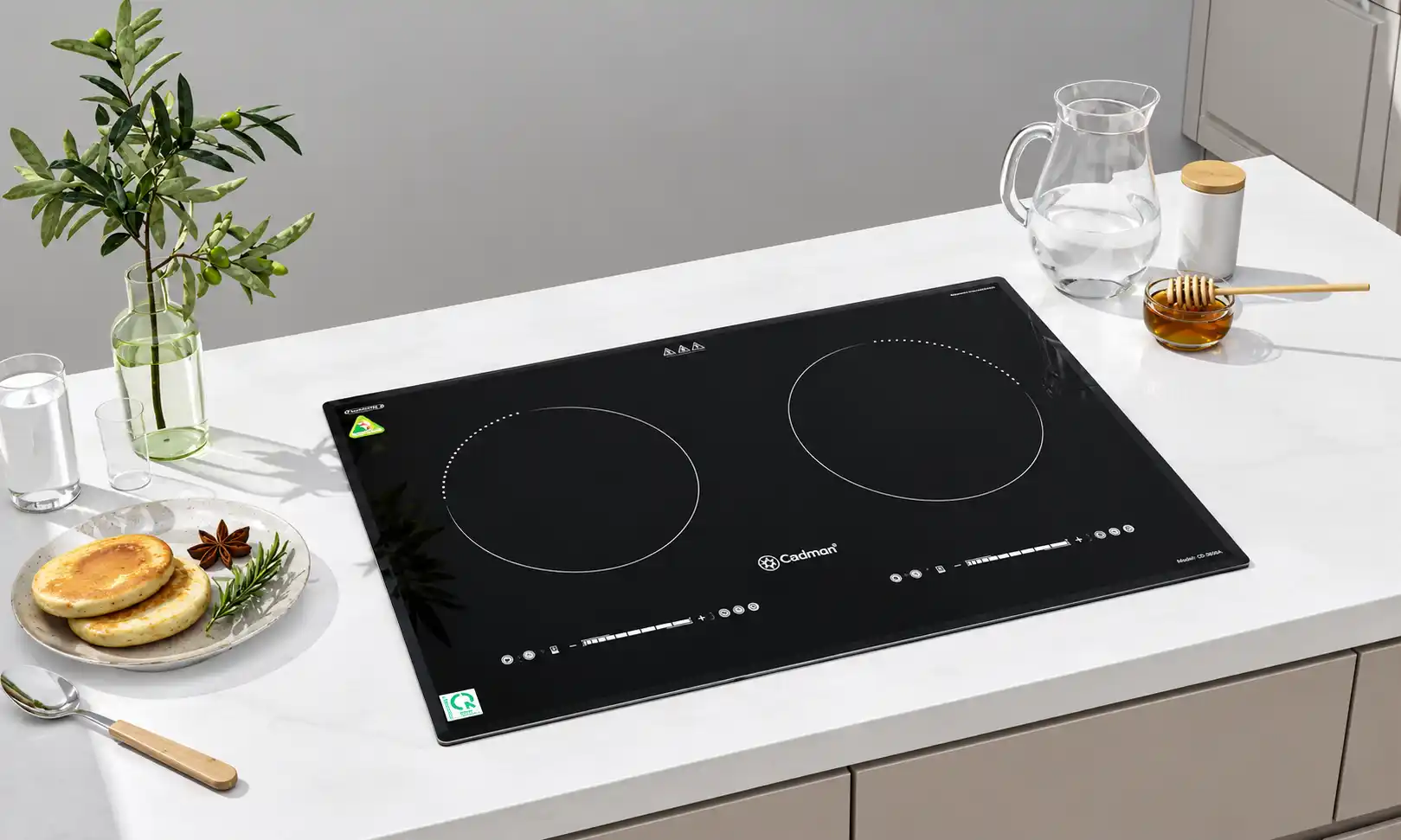 bếp từ đôi Cadman BT-8001 với thiết kế vùng nấu tròn