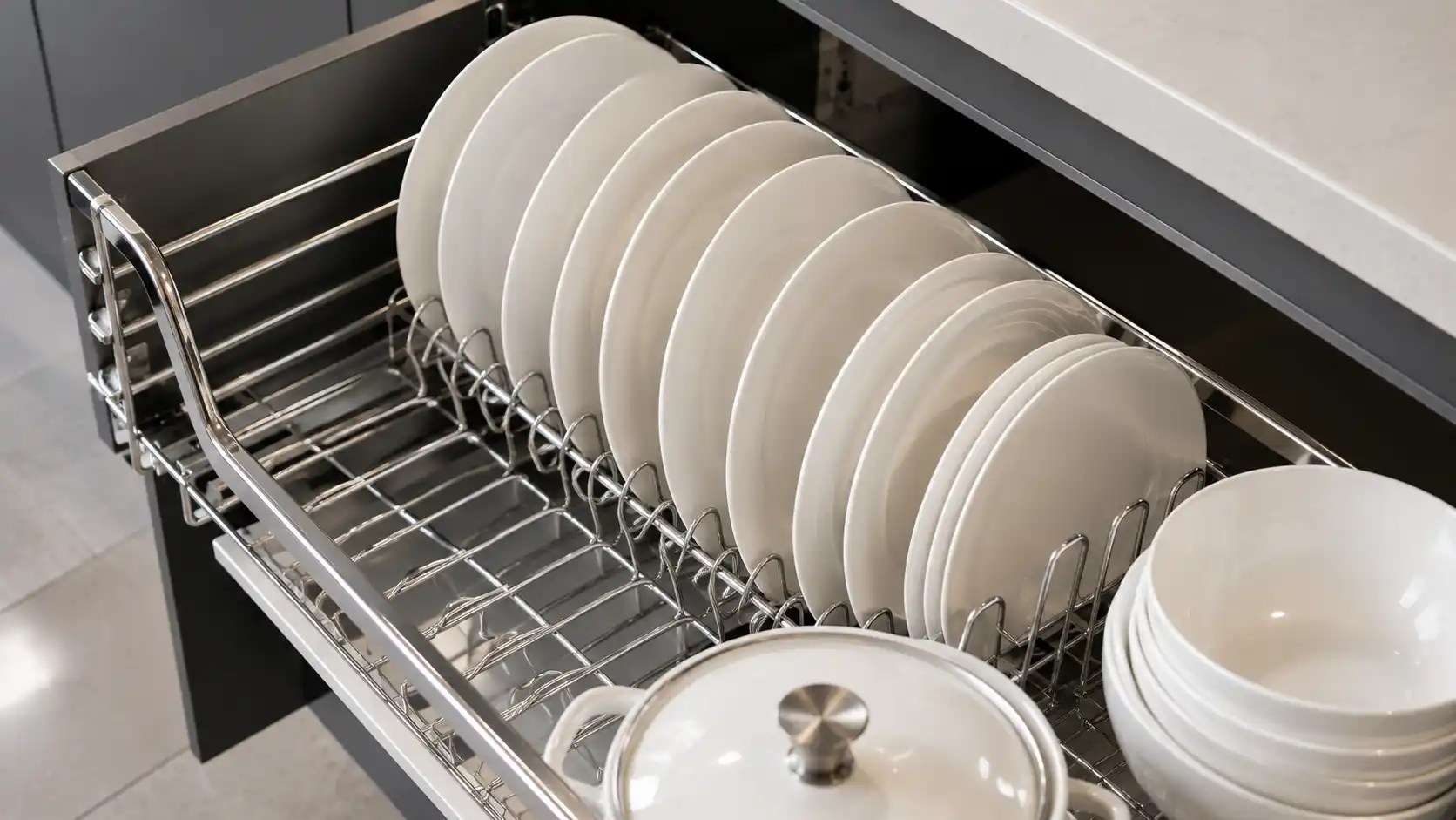 Hàng nan sóng uốn đứng bằng Inox 304 kẹp giữ đĩa ăn thăng bằng và chống va chạm