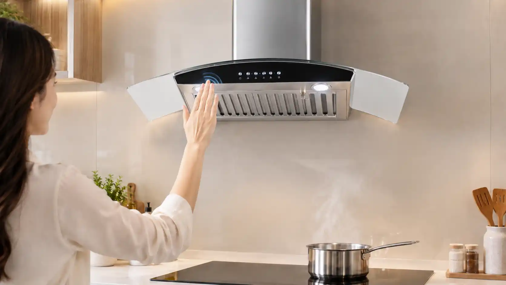 Thao tác cảm biến vẫy tay không chạm thông minh trên mặt kính đen máy hút mùi Cadman HM-7002