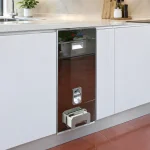 Thùng gạo mặt gương Cadman lắp âm trên hệ tủ bếp dưới hiện đại